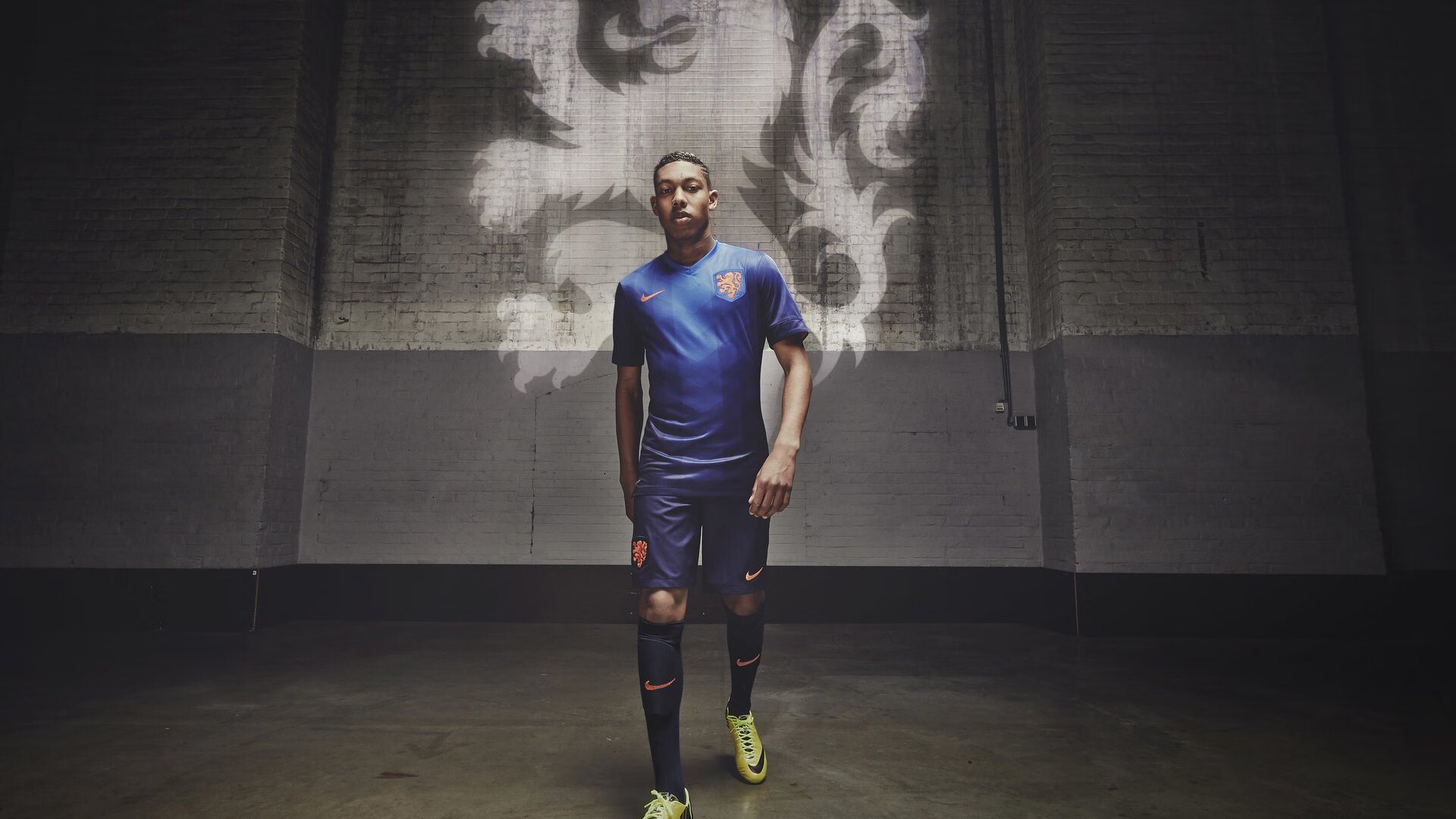 全国青少年足球培训基地落成,助力足球人才培养,全国青少年足球训练营